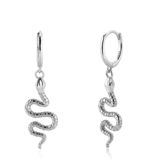 Pendientes Serpiente Larga Plata. Ideales pendientes de aro mini en plata de ley 925 con colgantes de serpientes.